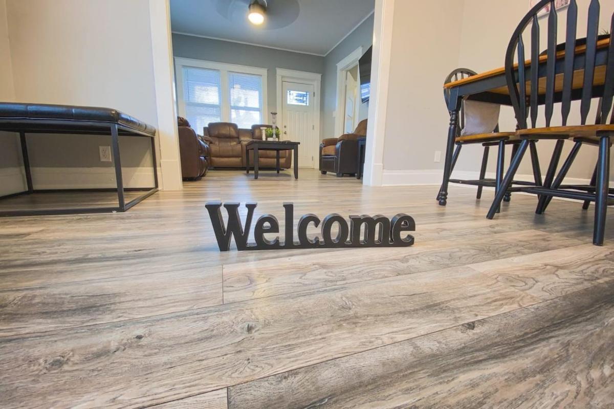 Large 6br, 2 Bath In